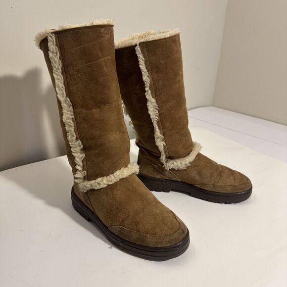 Women’s Ugg Sundance II 5325 Tall Exposed Shearling Boots, Chestnut, Size 5 - Picture 3 of 12
